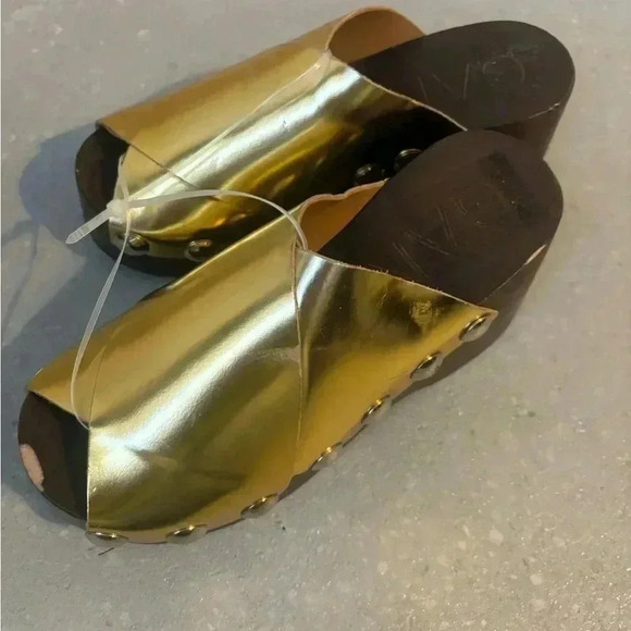 Ganni Gold and Black Mules - Picture 5 of 9